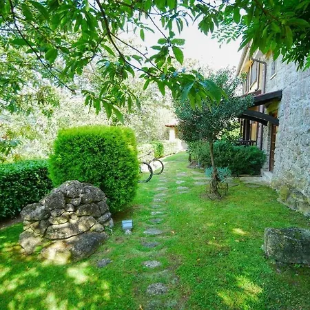 Uveiras Garden