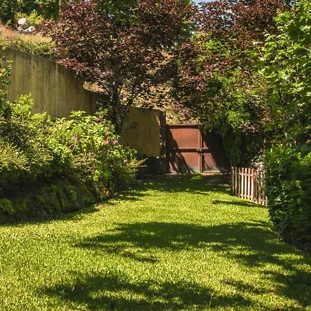 Uveiras Garden *