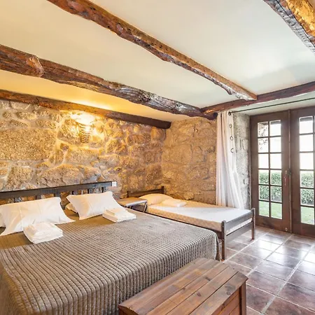 Uveiras Garden Vakantiehuis
