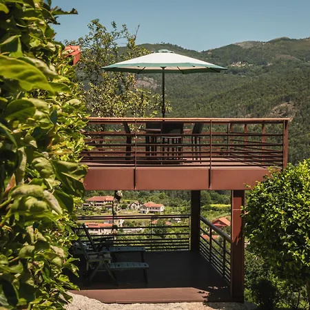 Uveiras Garden Holiday home *